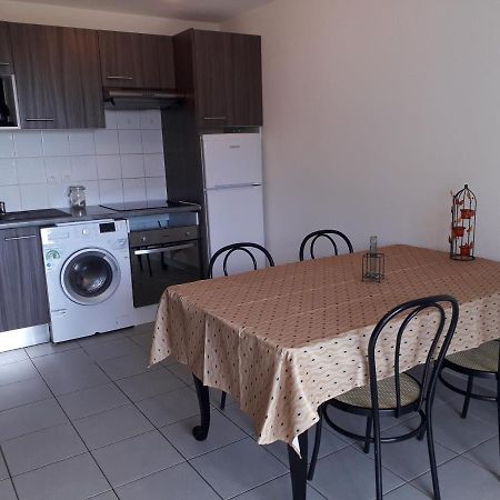 Bel Appartement En Residence Avec Parking Prive Arvert ภายนอก รูปภาพ