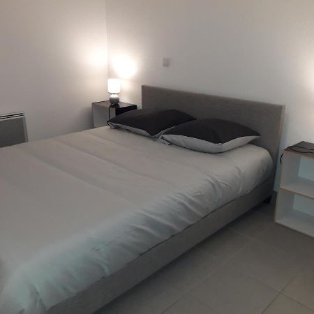 Bel Appartement En Residence Avec Parking Prive Arvert ภายนอก รูปภาพ