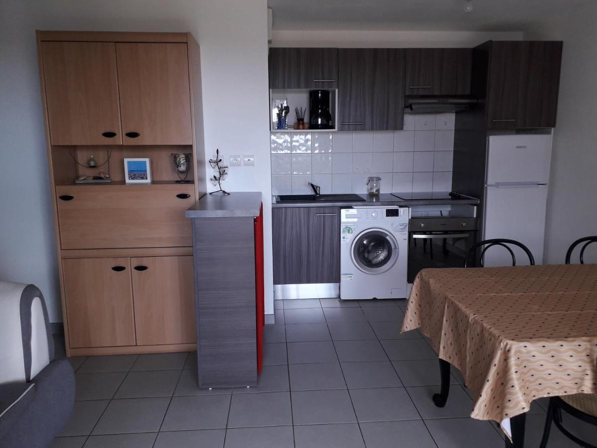 Bel Appartement En Residence Avec Parking Prive Arvert ภายนอก รูปภาพ