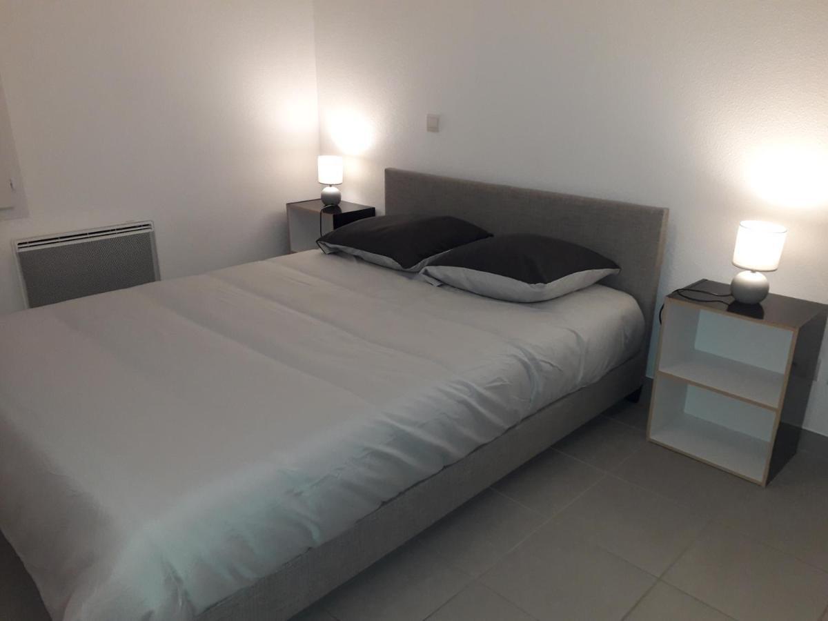 Bel Appartement En Residence Avec Parking Prive Arvert ภายนอก รูปภาพ